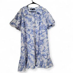 Cynthia Steffe Size 2X White with Blue Floral Print Short Puff Sleeves Dress